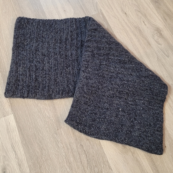 *4for20🤩* H&M infinity knitted scarf - Picture 2 of 3